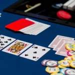 Quy trình diễn ra vòng đấu poker trong bàn cược